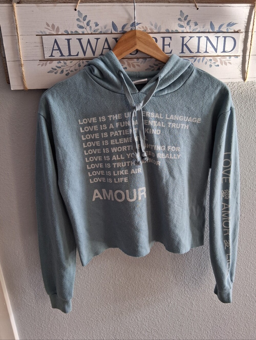 Amour Cropped Hoodie Sweat Top